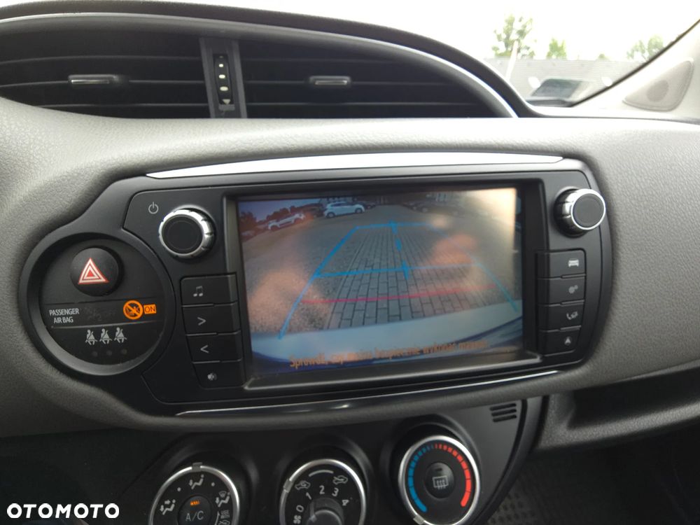 Toyota Yaris 1.33 Premium EU6 - 30