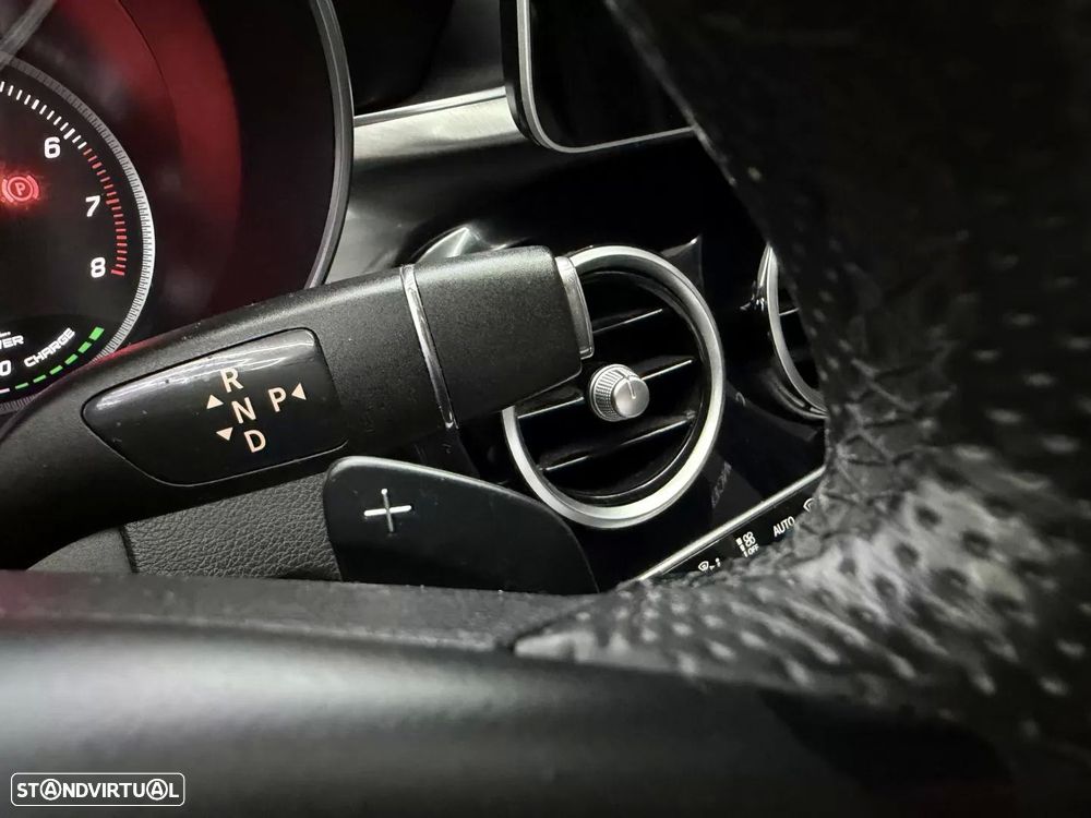 Mercedes-Benz C 350 e — fotografia 28