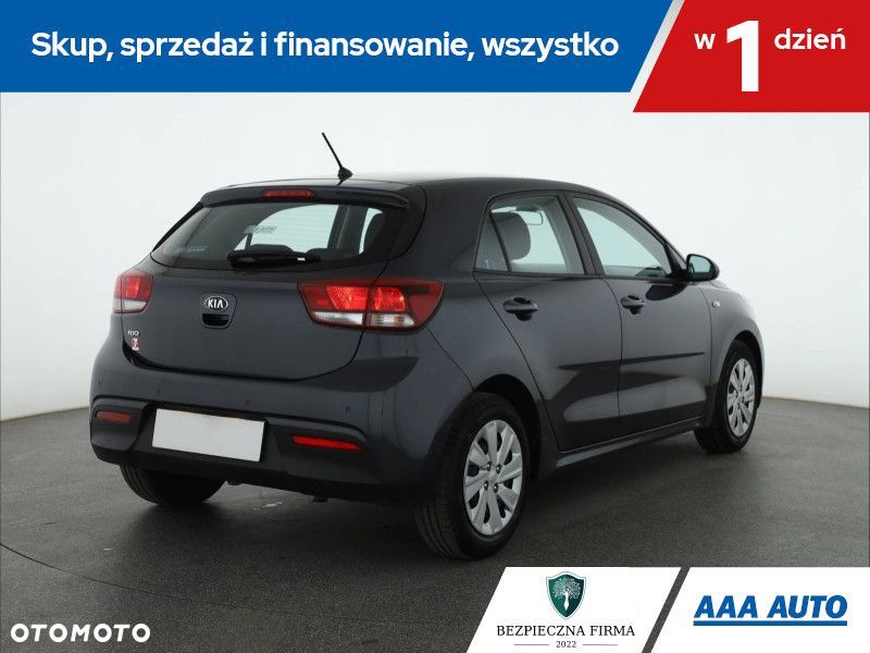 Kia Rio - 6