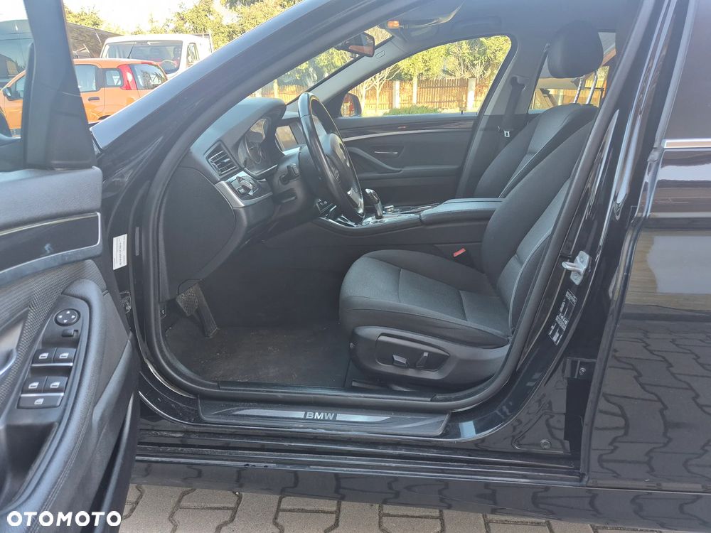 BMW Seria 5 518d - 20