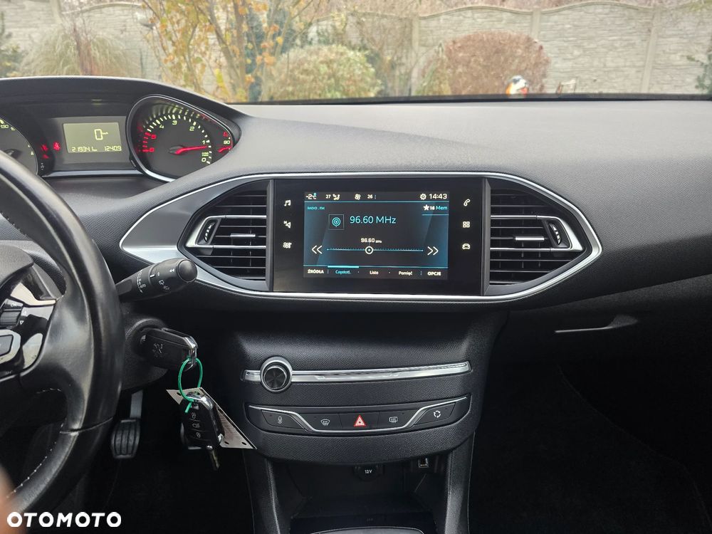 Peugeot 308 1.5 BlueHDi Active Pack Business S&S - 26