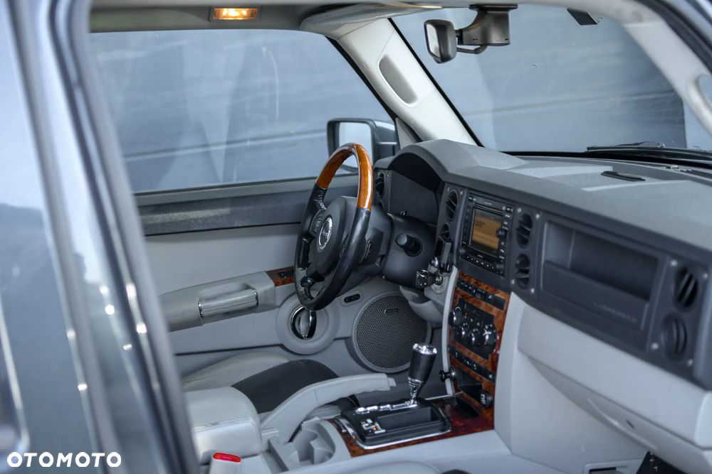 Jeep Commander 3.0 CRD Overland - 8