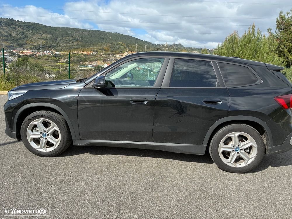 BMW iX1 xDrive30 - 7