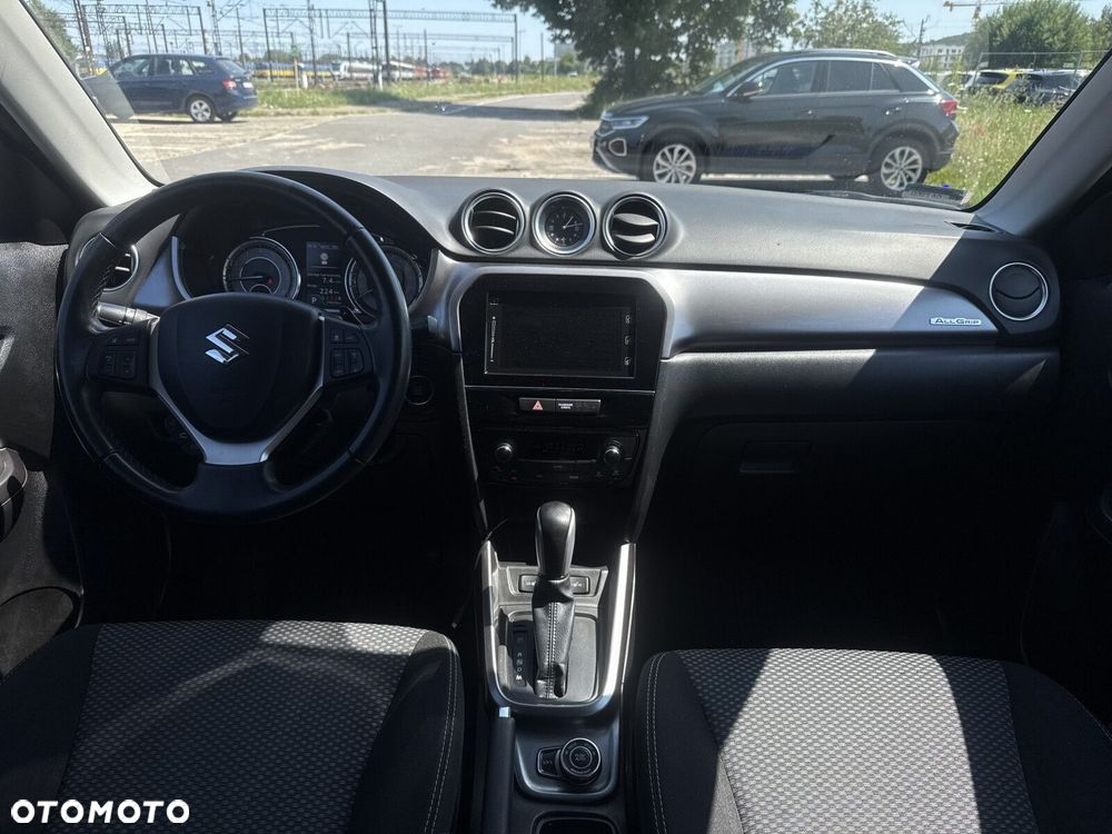 Suzuki Vitara - 10