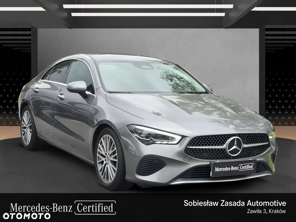 Mercedes-Benz CLA 180 7G-DCT - 6