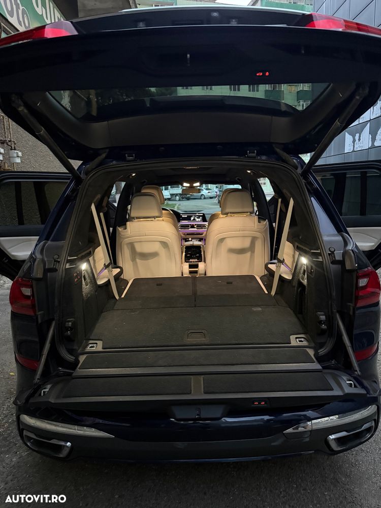 BMW X7 - 12