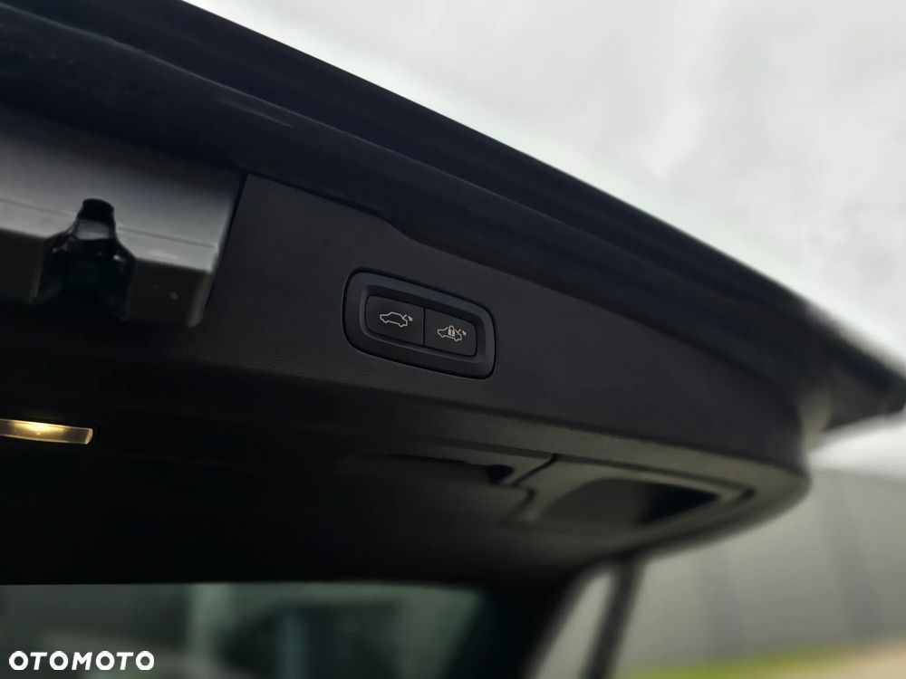 Volvo V60 D4 Geartronic Momentum Pro - 8