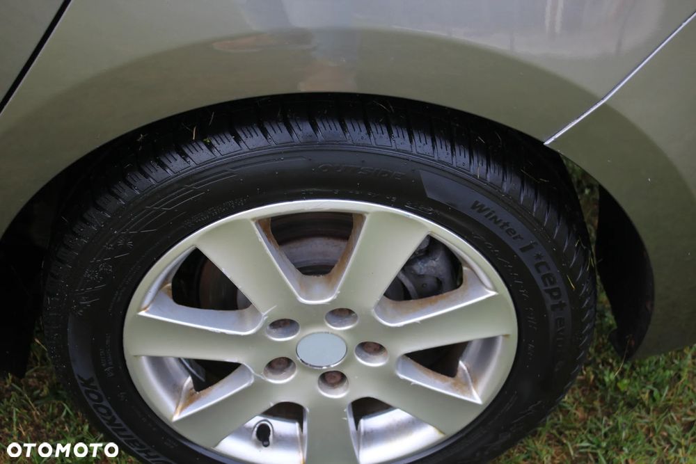 Kia Carens 1.7 CRDi Edition 7 - 25