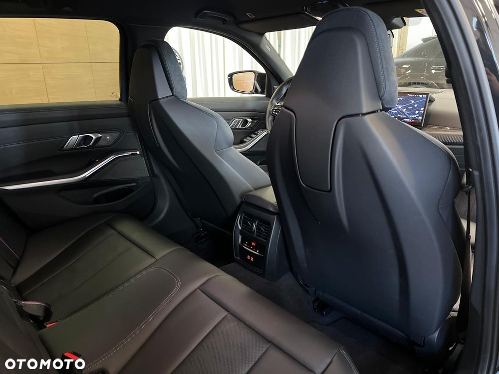 BMW M3 Competition xDrive sport - 11