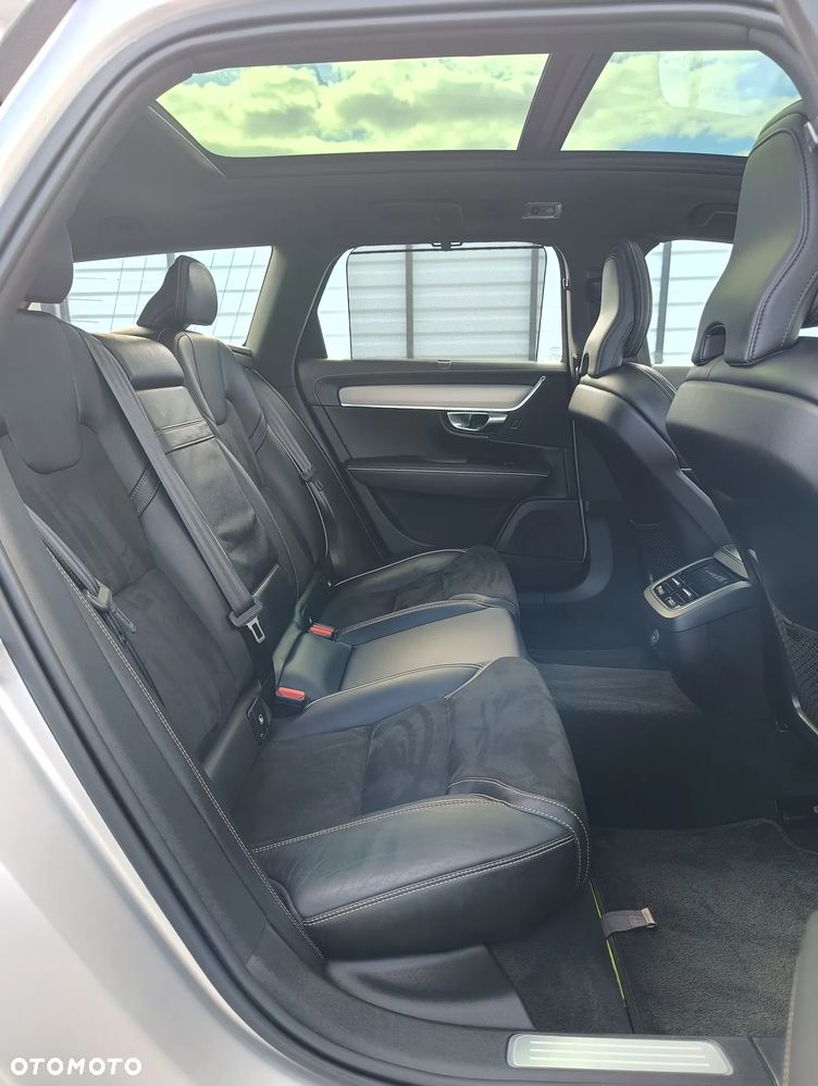 Volvo V90 - 35