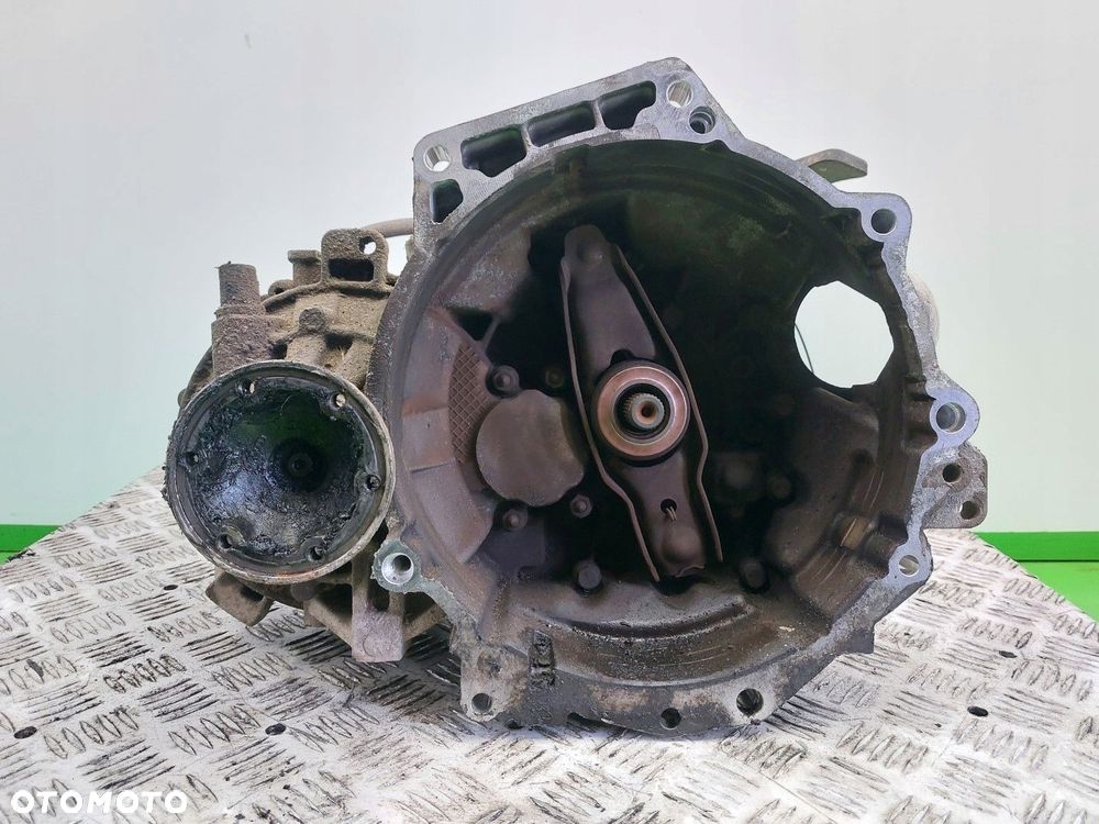 Skrzynia biegów Manualna Skoda Roomster 2006-2015 1,6 TDI KFK - 1