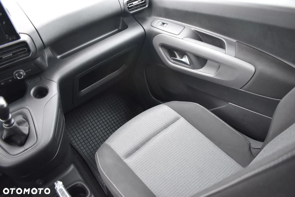 Toyota Proace City Verso 1.5 D-4D Business - 20