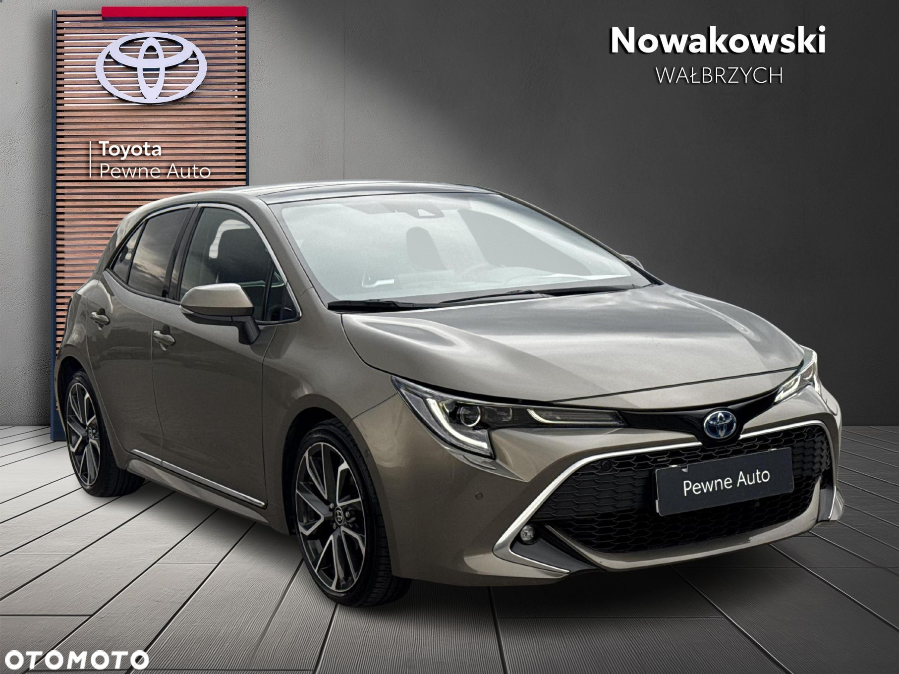 Toyota Corolla 2.0 Hybrid Executive - 3