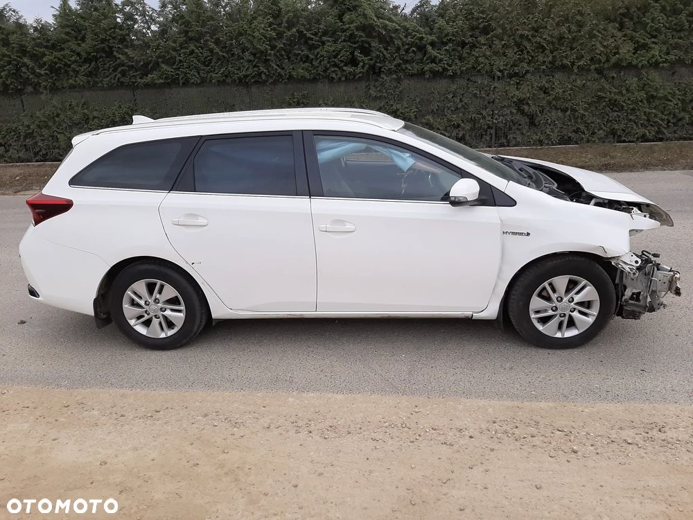 Toyota Auris Hybrid 135 Comfort - 9