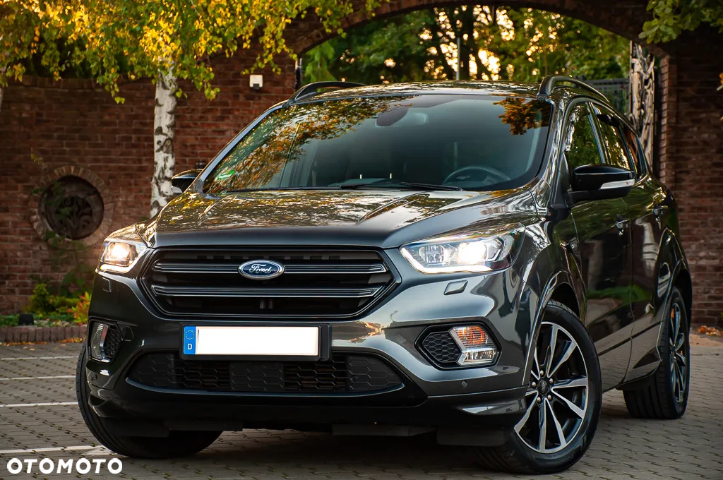 Ford Kuga 2.0 EcoBoost 4x4 ST-Line - 6