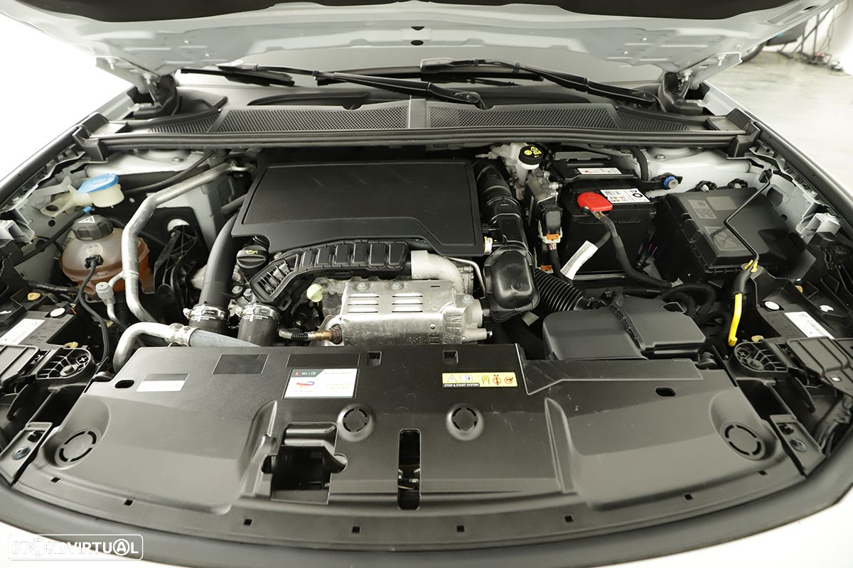 Peugeot 308 SW 1.2 PureTech GT EAT8 - 24