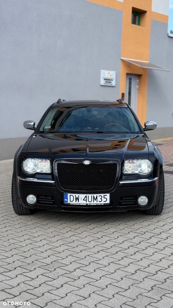 Chrysler 300C 5.7 V8 Hemi AWD - 4
