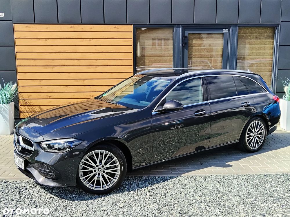 Mercedes-Benz Klasa C 220 d 4Matic 9G-TRONIC Avantgarde - 2