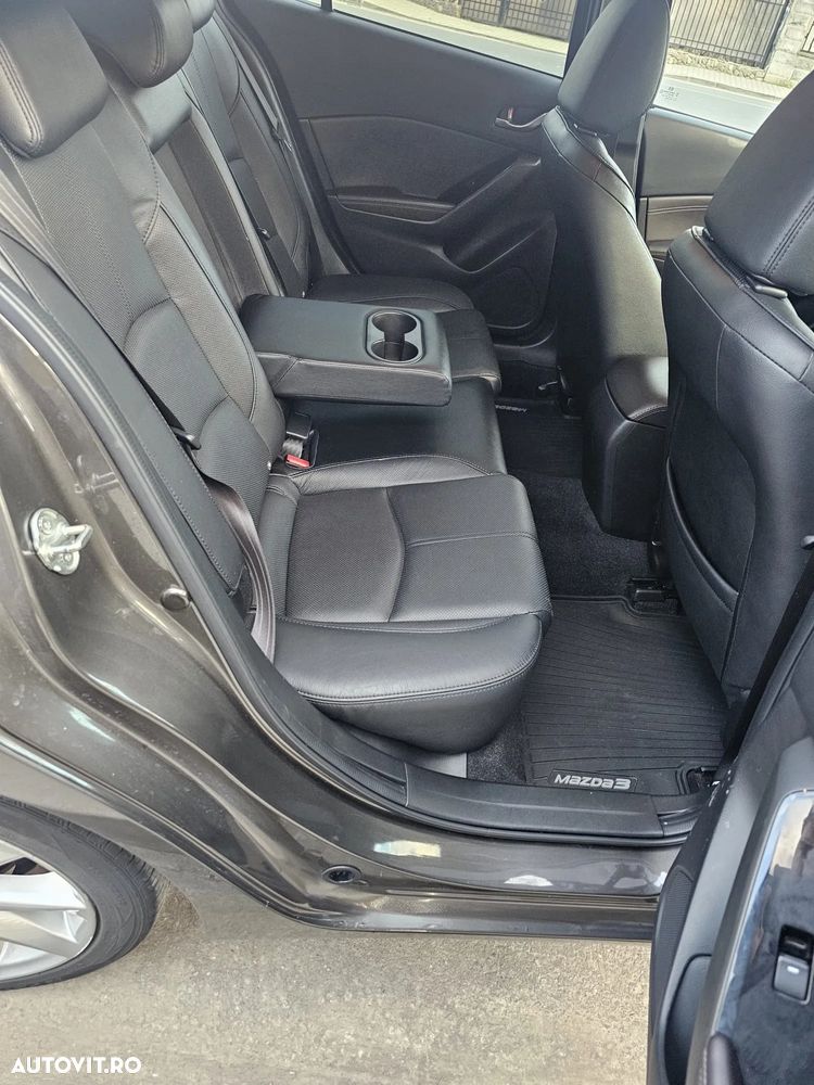 Mazda 3 SKYACTIV-D 150 Black Limited - 19
