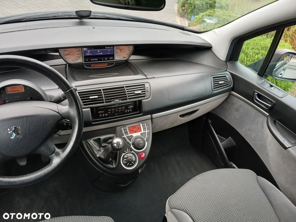 Peugeot 807 2.0 HDi Premium - 28