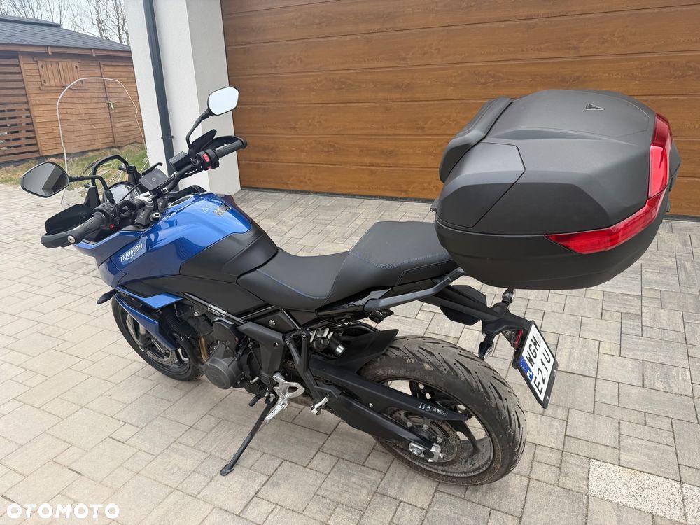 Triumph Tiger - 9