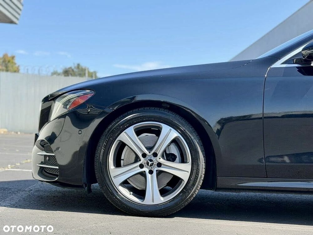 Mercedes-Benz Klasa E 300 9G-TRONIC - 8