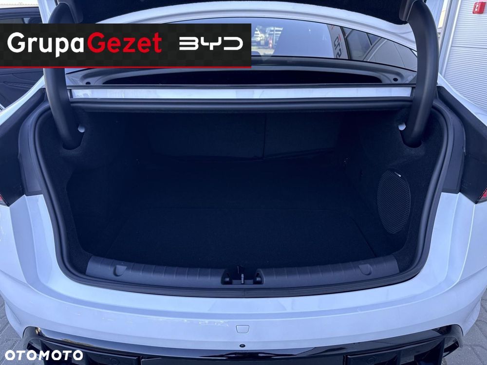 BYD Seal - 17