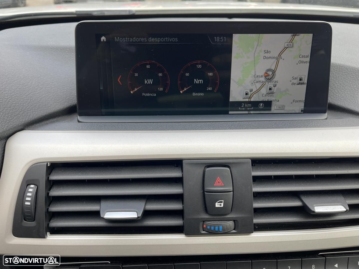 BMW 318 i Touring Aut. Edition Luxury Line Purity - 29
