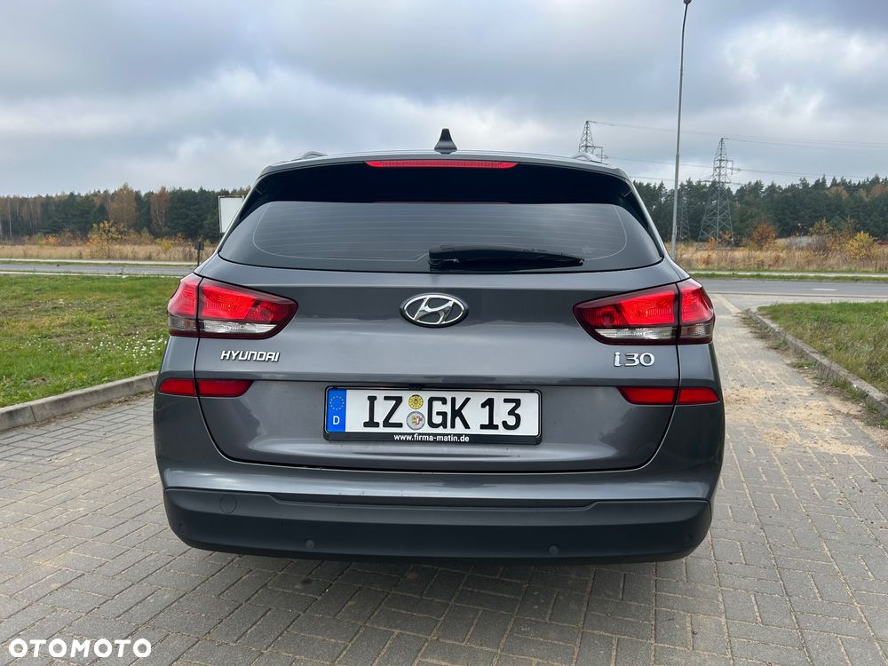 Hyundai i30 1.6 CRDI DCT Premium - 6