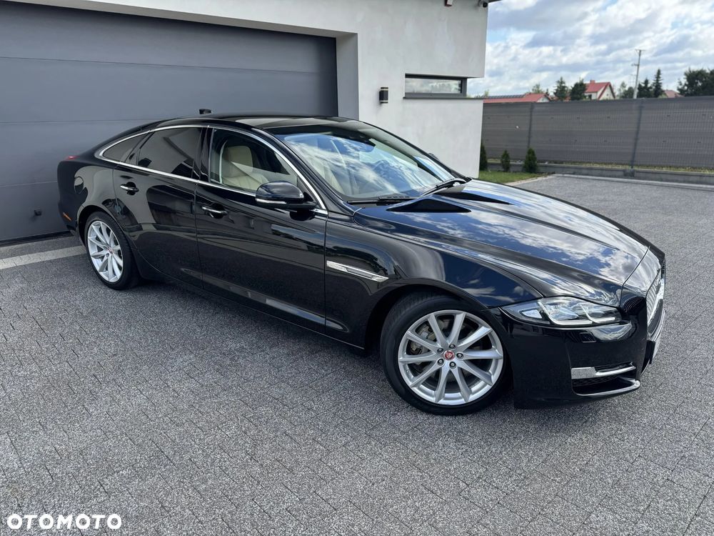 Jaguar XJ 3.0 V6 Premium Luxury - 6