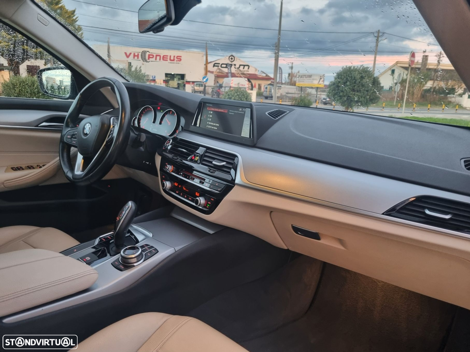 BMW 520 d Line Luxury Auto - 11