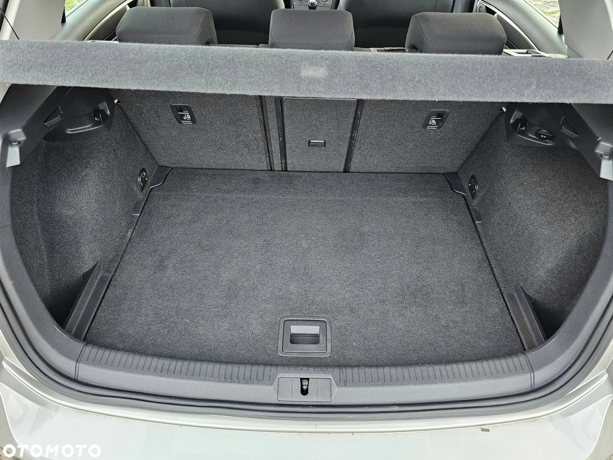 Volkswagen Golf VII 1.2 TSI BMT Trendline - 36