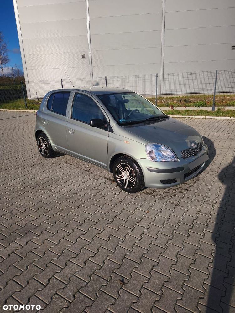 Toyota Yaris - 5