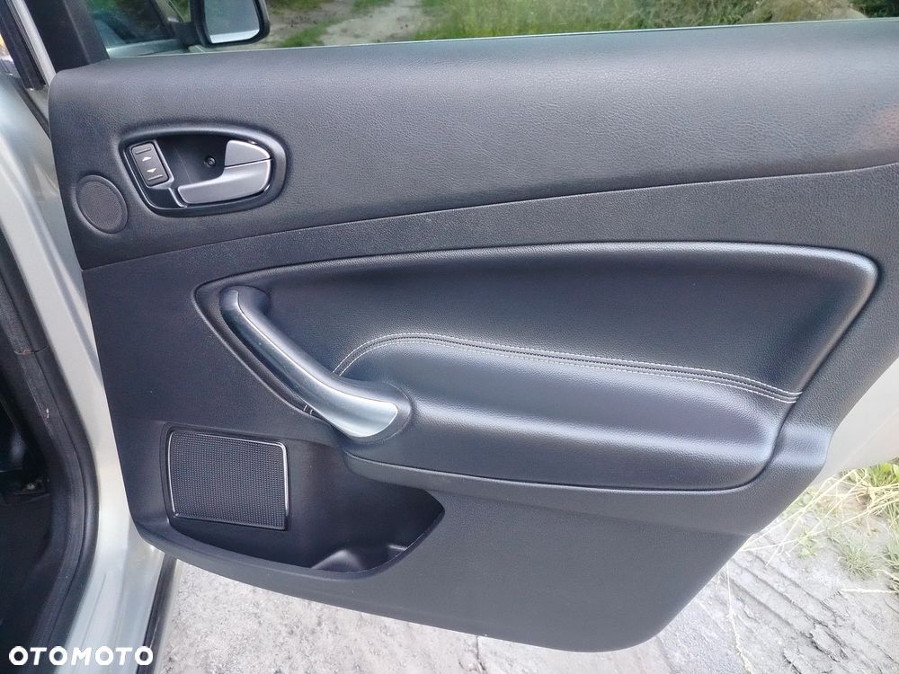 Ford Mondeo 2.0 TDCi Titanium - 26