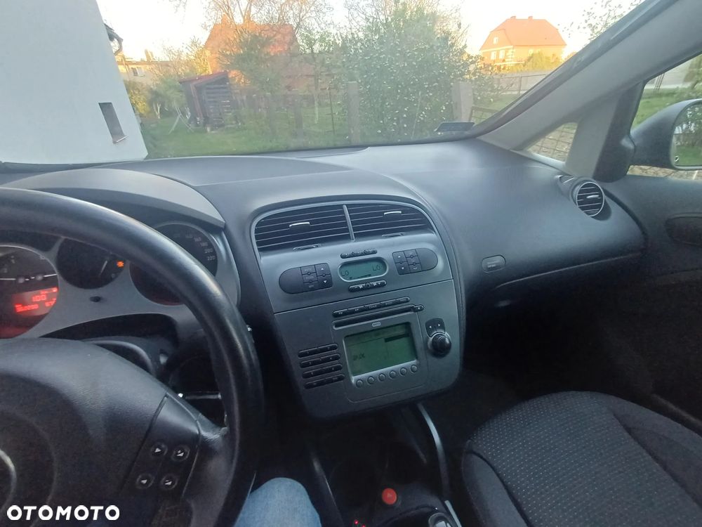 Seat Altea XL 1.6 Stylance - 12