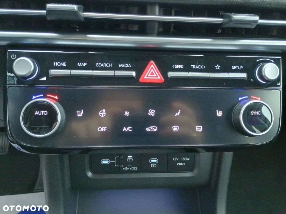 Hyundai Tucson 1.6 T-GDi Executive 2WD DCT - 22