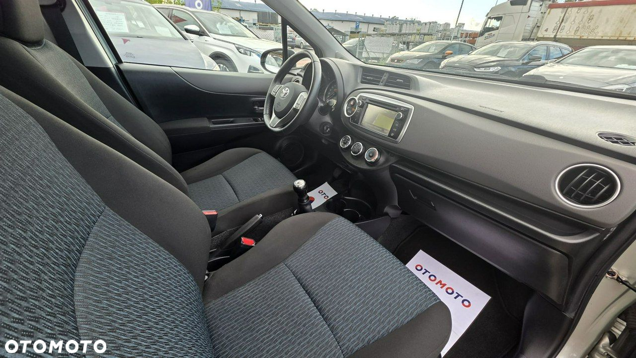 Toyota Yaris - 20
