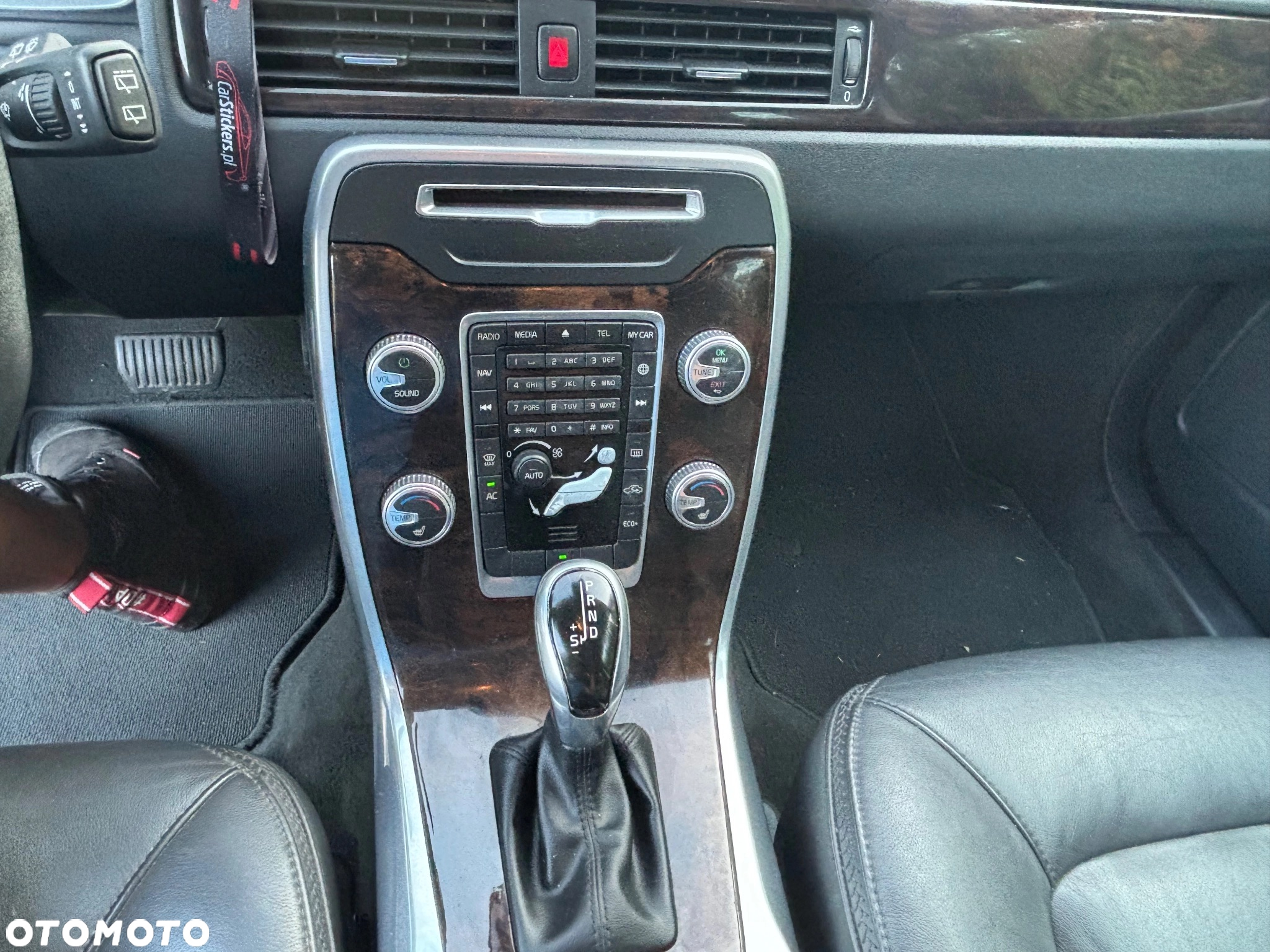 Volvo XC 70 - 12