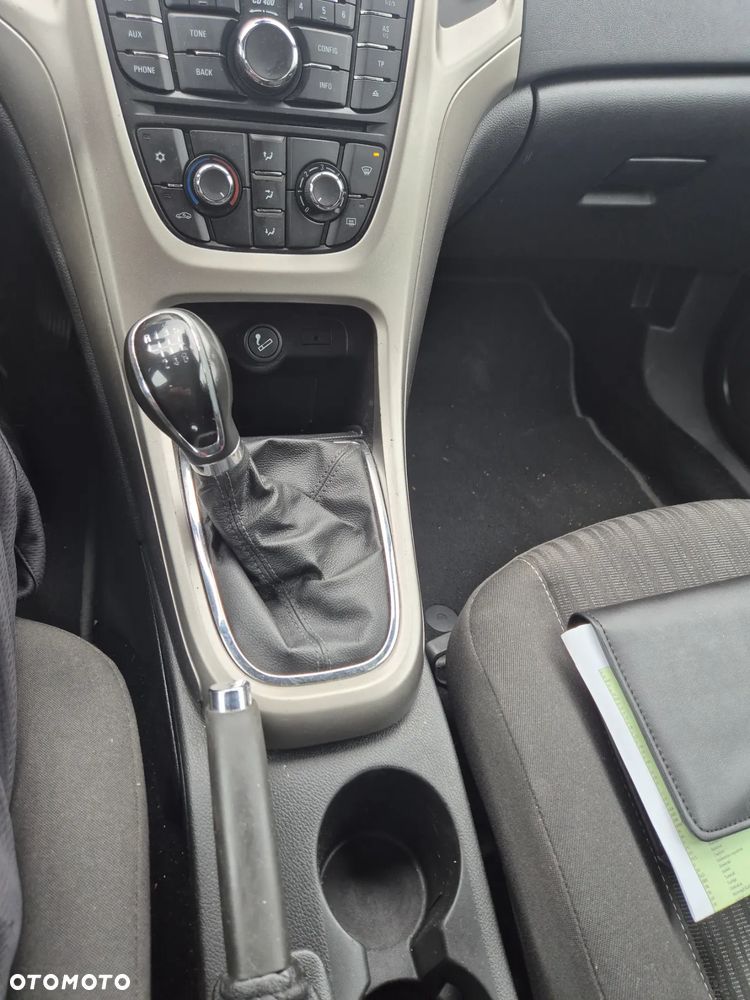 Toyota Auris Hybrid 135 Premium - 29