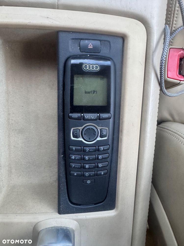 Audi A8 4.2 Quattro - 17