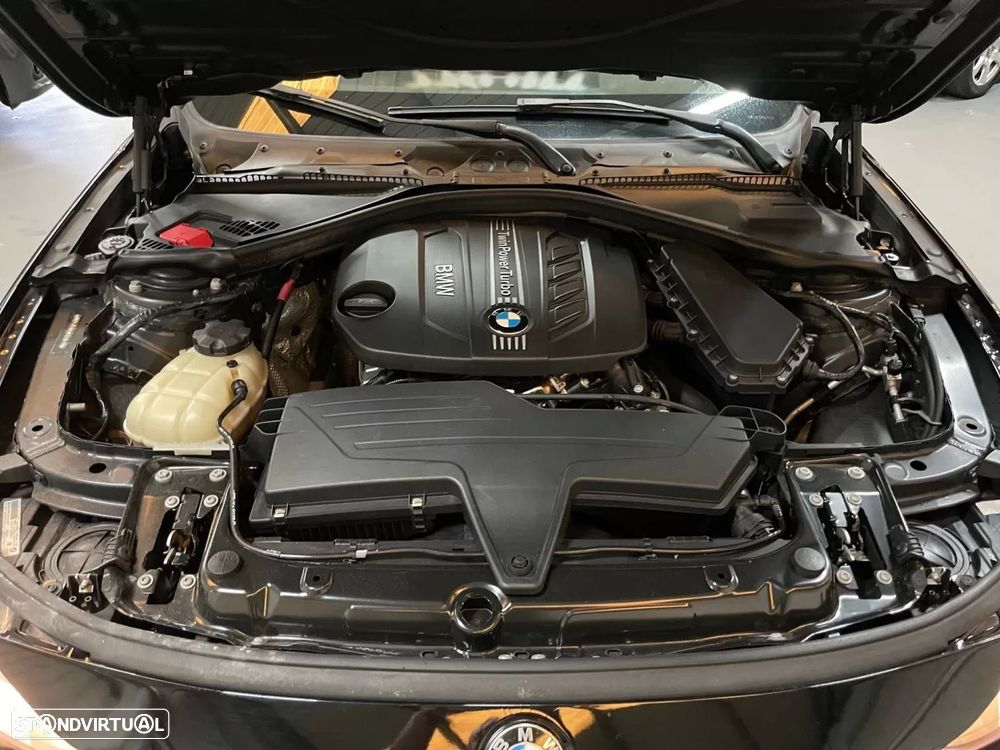 BMW 318 d Aut. Modern Line - 21