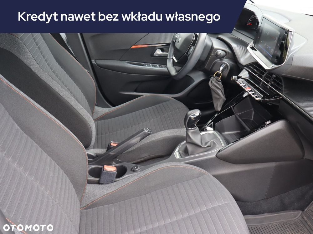 Peugeot 208 - 11