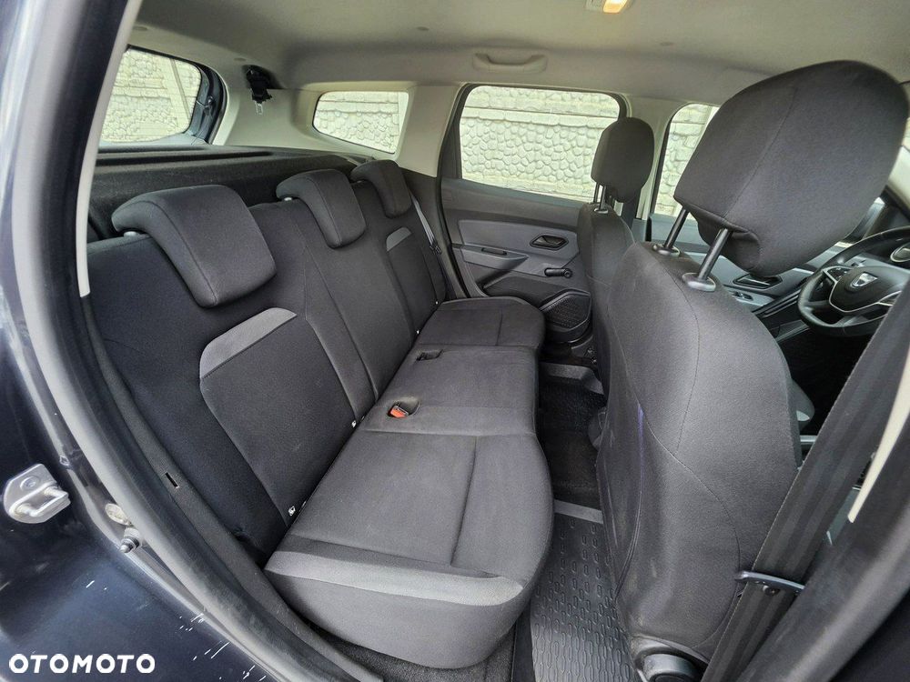 Dacia Duster 1.6 SCe Comfort - 26