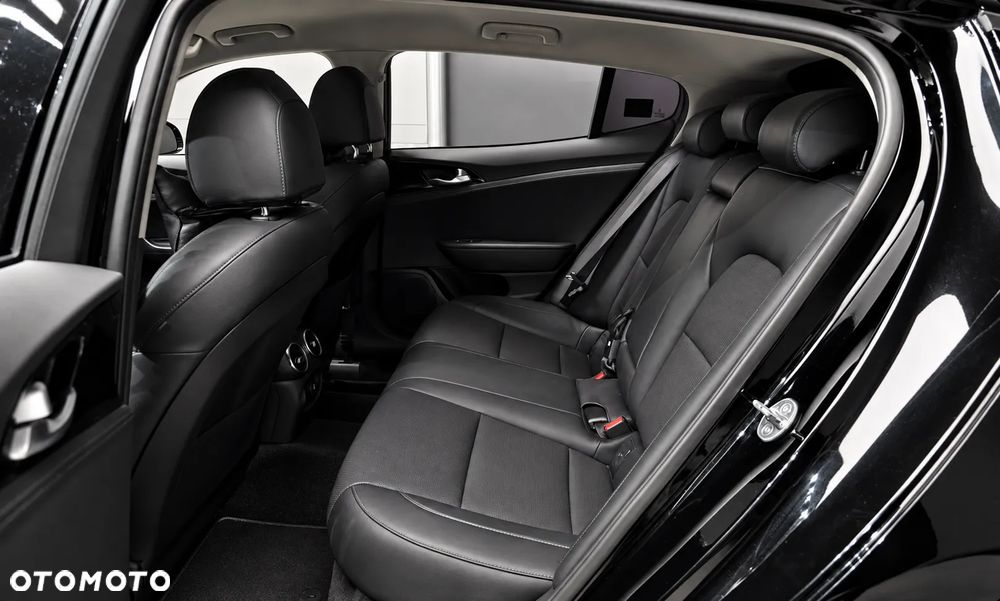 Kia Stinger 2.0 T-GDI GT Line - 14