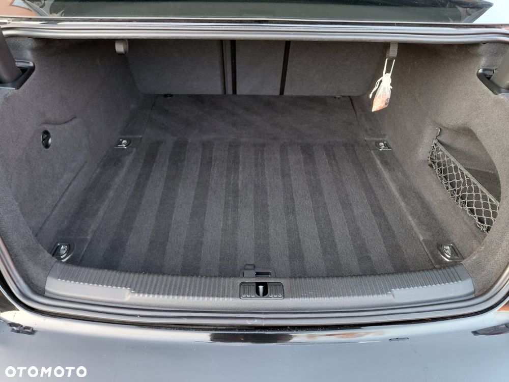 Audi A6 Limousine 2.0 TDI Ultra DPF S tronic - 29