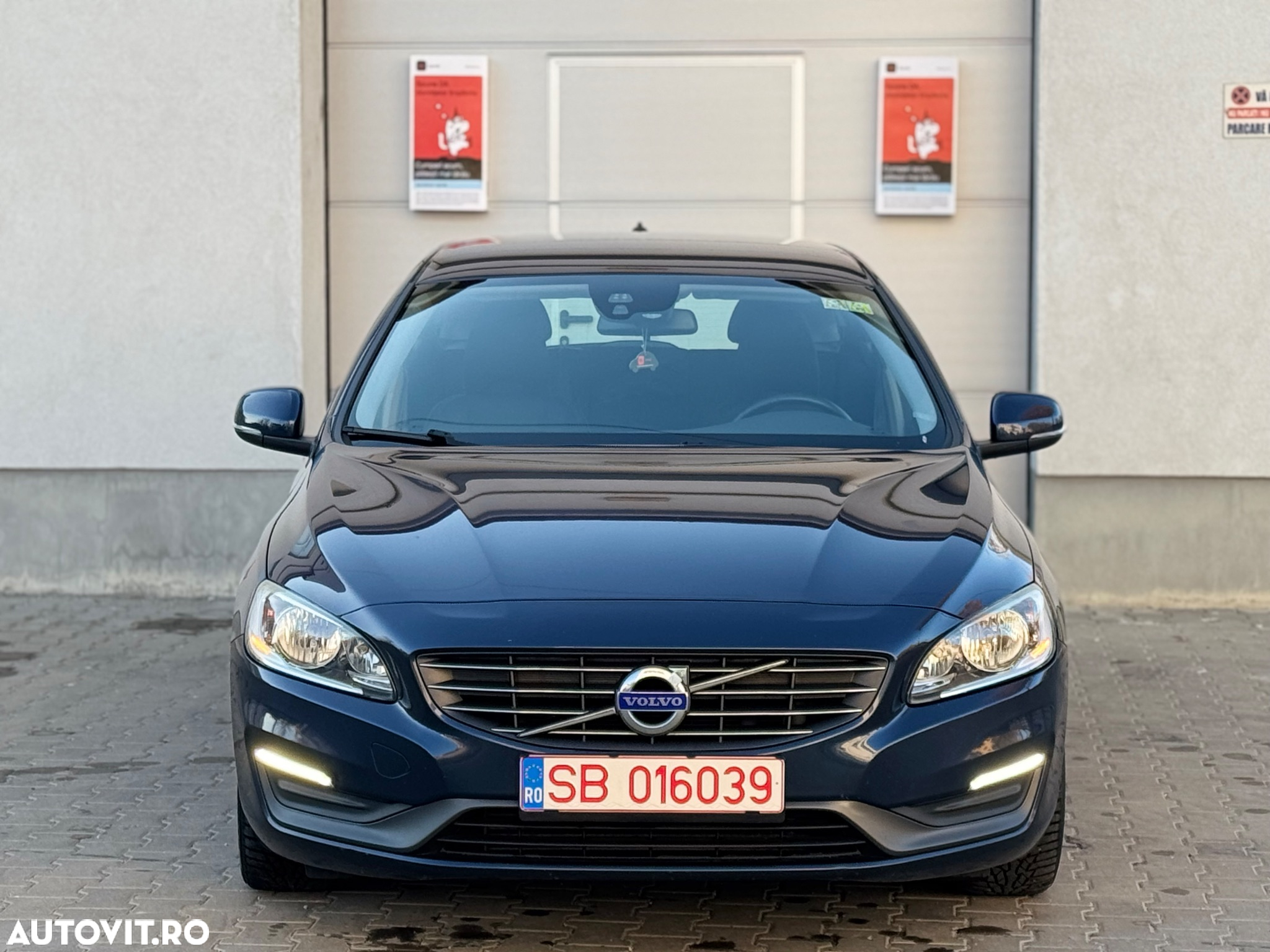 Volvo V60 D2 ECO Start-Stop Kinetic - 15