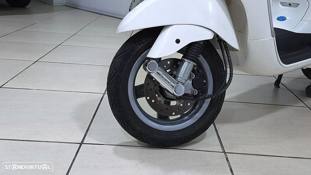 Piaggio Vespa VESPA LX125ie - 15