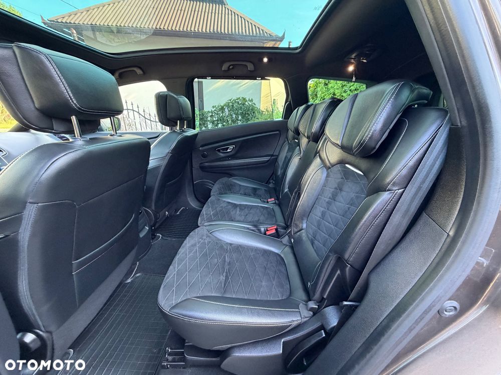 Renault Grand Scenic TCe 140 GPF EDC BLACK EDITION - 14