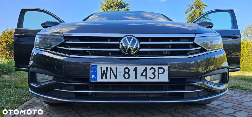 Volkswagen Passat 2.0 TDI EVO Elegance - 11