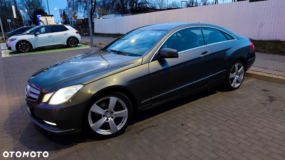 Mercedes-Benz Klasa E - 8